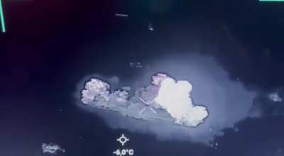 Footage and reactions from the moment a Ukrainian Bradley hits an anti-tank mine in Kursk