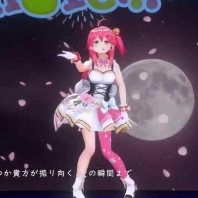 Just Miko shaking her hips