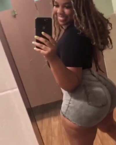 Doggy style gotta be crazzzy 💦🤯