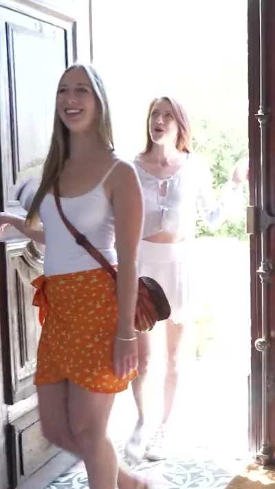 OUT NOW! Alices In Wanderland 🎉🔥