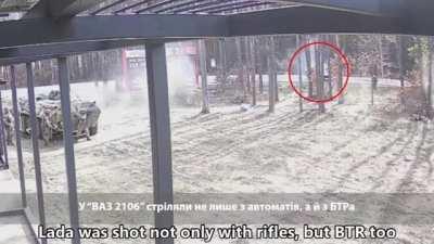 Ru pov: Recently released image of Russian troops targetting random vehicles back in 25th of Feb, Hostomel region.