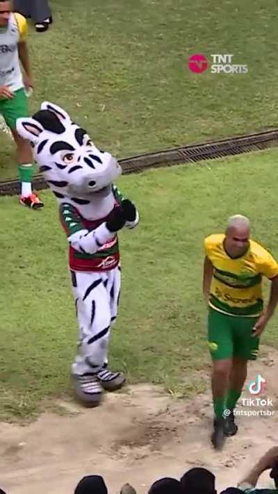 Mascote da Portuguesa-RJ outdeyvers Deyverson