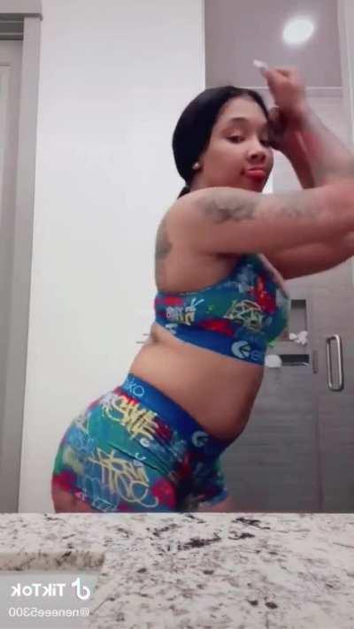 1 or 2 ⁉️ Morning Wood Edition 🤤 💦🔥