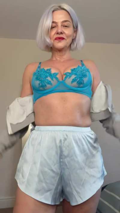 Would anyone cum to my nudes?