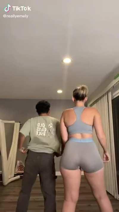 ReallyEmelyNSFW - Video #0799