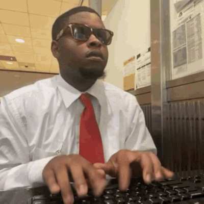 Me trying to figure who tf Roger Waters is