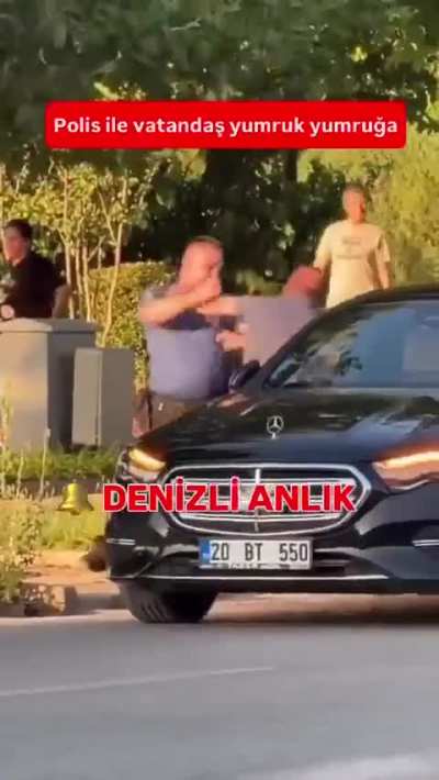 Fight in Turkey…Police Throws The First Punch