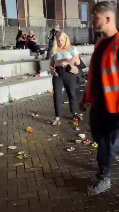 She’s living her best life. 