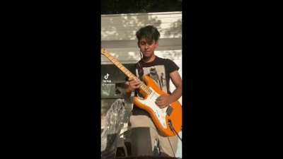 Узнали мелодию?