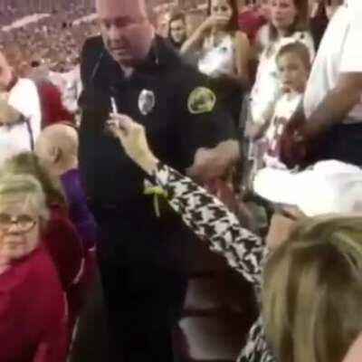 Woman refuses to put out her cigarette