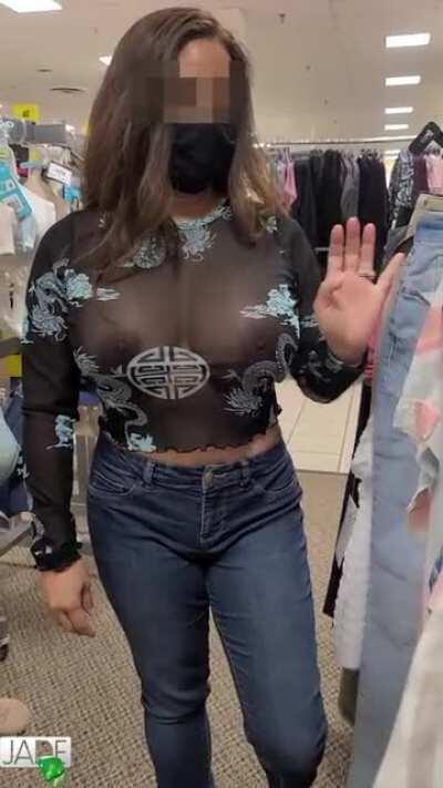 I Know How To Get Guys To Enjoy Shopping