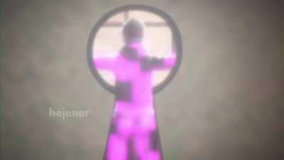 Gordon Freeman spying on Alyx Vance