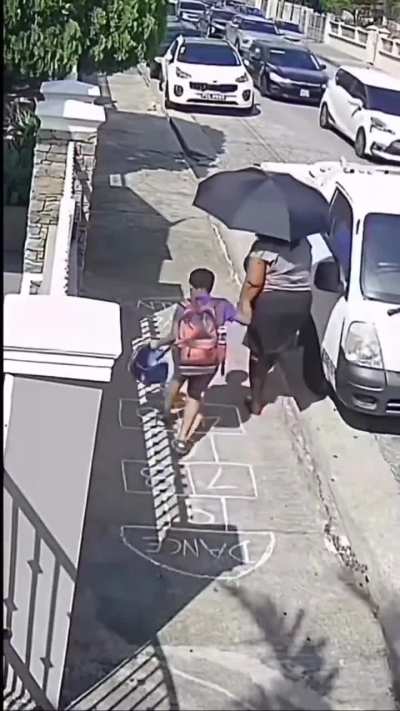 As pessoas não resistem à uma amarelinha 😍🥰