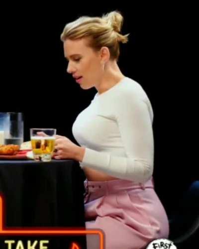 Just imagine Scarlett Johansson getting on and riding, bouncing on your cock before cumming all over it. She was a fucking hot tease in this interview