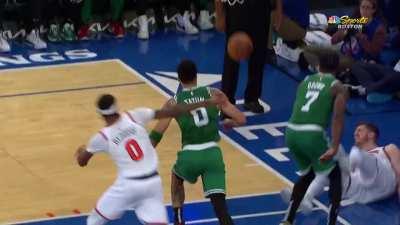 [Highlight] Celtics play some hard defense.