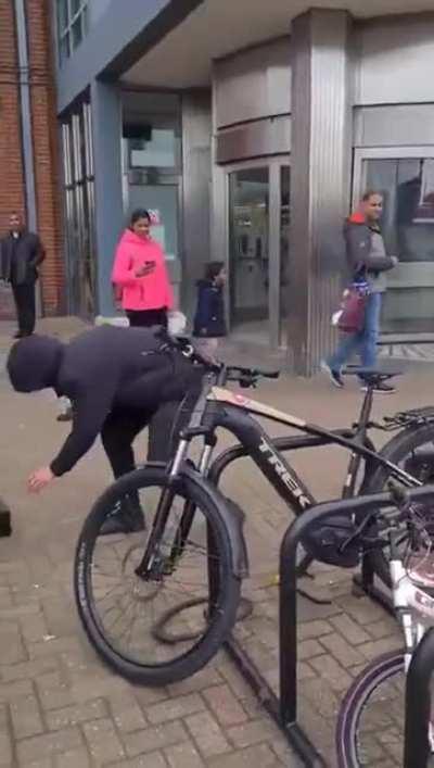 Everyone just recording it , crazy