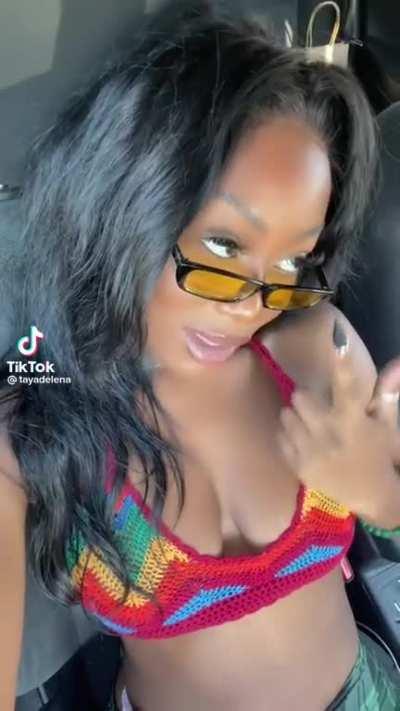 i just want a dick to suck on, anyone? 🥺