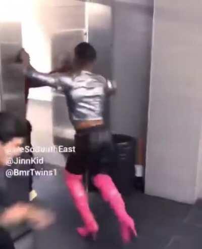 How I’m pulling up on niggas that jack DEOK😈