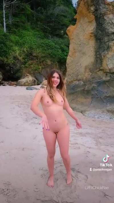 Help me decide what to wear at the coast! Which fit is your favorite?