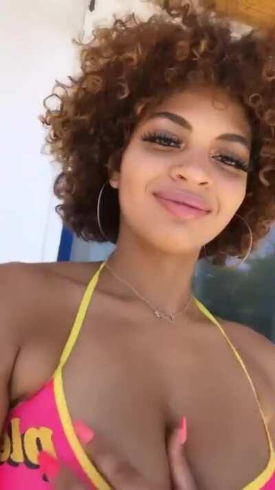 Subreddit request Leizamariecabrera