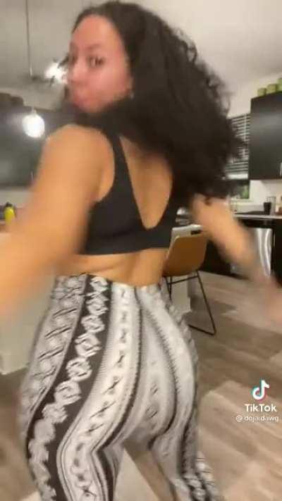 Soft & Jiggly No.292 🍑