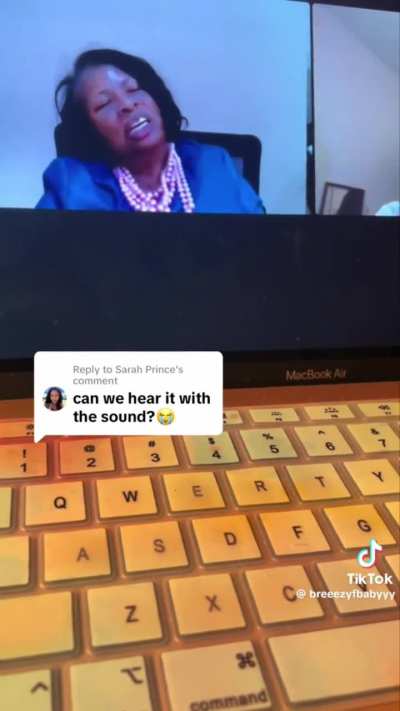 Her therapist couldn't stay awake during their session.