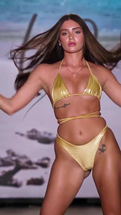 𝙇𝙖𝙞𝙣𝙚𝙮 𝙃𝙖𝙮𝙙𝙚𝙣