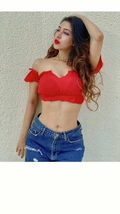 How much do you wanna CUM for her?..........full video link in comments