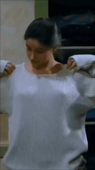 Marie Gillain in The Bait (1995)