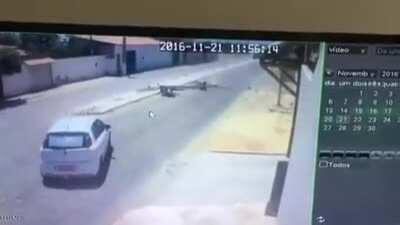 Yes, turn around without looking at the mirror