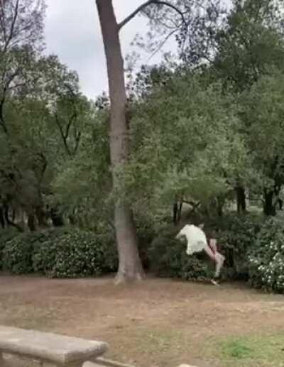 My flipping people need me