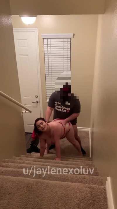 Hubby dared me to tease the pizza guy. Telling the Pizza hut delivery guy to cum inside me so my husband see it later and pizza guy telling me he wants to cum on my face instead