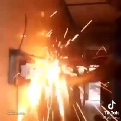 WCGW if I cut a wire