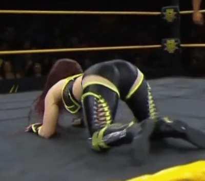 Io Shirai has an underrated ass
