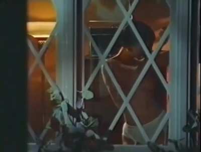 Jacqueline Samuda - The Chris Isaak Show (S1 Ep01)