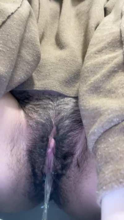 Say “yes” if you’d fuck me while peeing