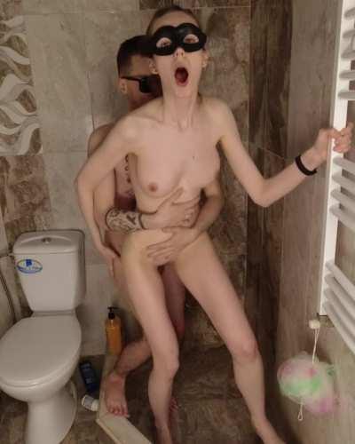 Helping my older sister take a shower 💕