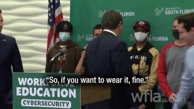 Ron DeSantis scolding students for wearing masks in Florida 🤦