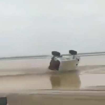 drifting on the beach