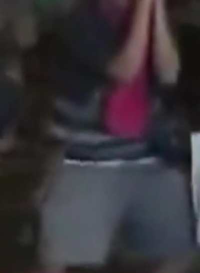 No estaba bailando cualquier baile, era específicamente este. (OC pero no se editar video).