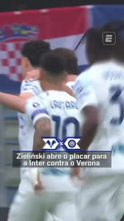 O que foi mais bonito, o gol ou a fatiada?
