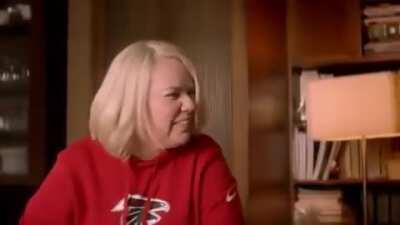I love this commercial. Even Falcon fans can’t deny who their favorite player is when DANG3RUSS WILSON comes to town. Go Hawks!!!