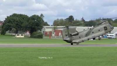 Os cara dando grau de helicóptero