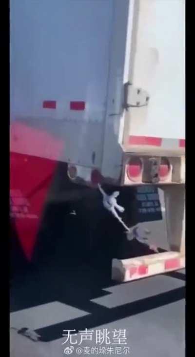 这夜派对就要散场