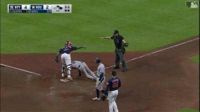 [Highlight] Gio gives the Yankees lead some much needed breathing room with an RBI single in the 7th