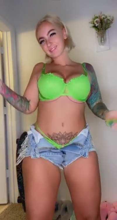 Will You Look At That 👀