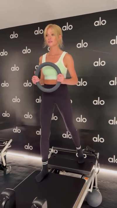 Beautiful as she's working out. (IG post 12/07/2025)