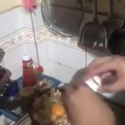 How to make an egg fried rice