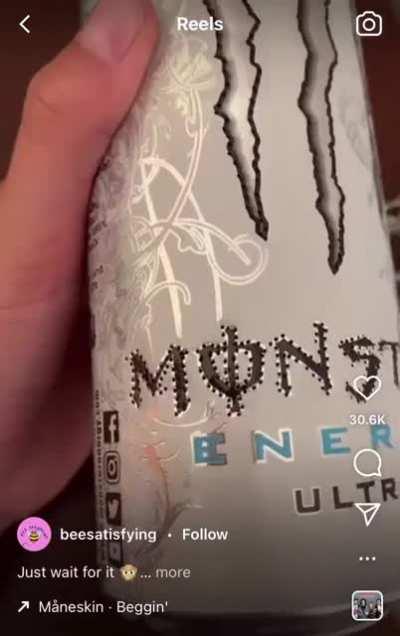 The timeless decorative trash