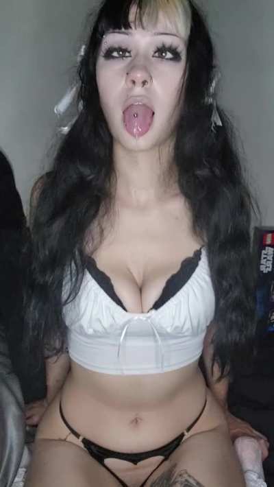 If I were your gf I'd be ready at the door like this every day when you get home 